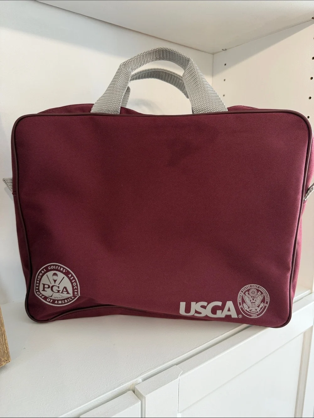 Golf USGA United States Gold Association PGA Maroon and Gray Brief Bag/Zip Case